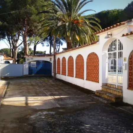 Prázdninový dům Vacay Passatge, Piscina Comunitaria Y Aire Puro! En La Costa Brava, L'escala!