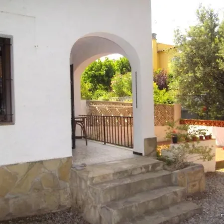 Prázdninový dům Vacay Passatge, Piscina Comunitaria Y Aire Puro! En La Costa Brava, L'escala! L' Escala